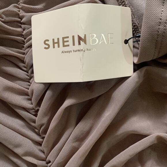 NWT SHEIN CURVE WOMEN'S ROSE PINK RUCHED RUFFLE SHORT SLEEVE DRESS PLUS SIZE 2XL - Picture 4 of 6